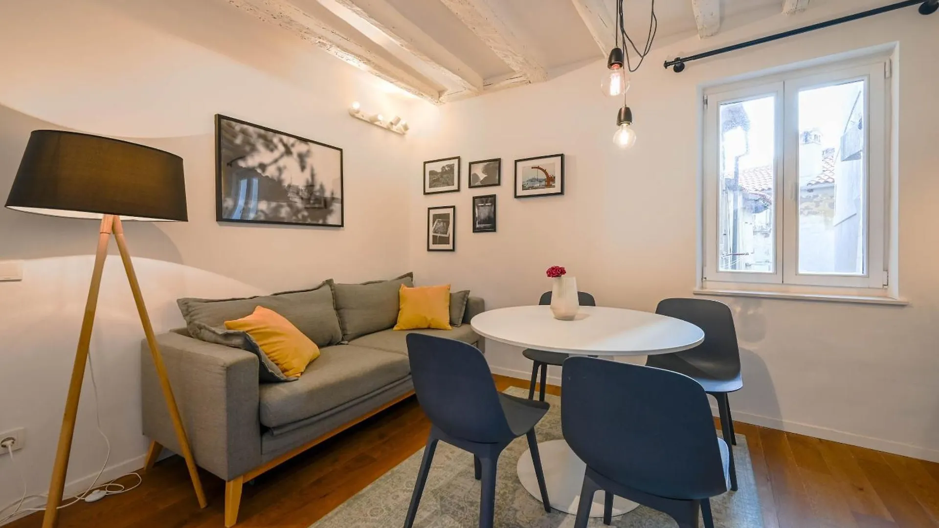 اتصالات Charming Apartment Grisia 7 